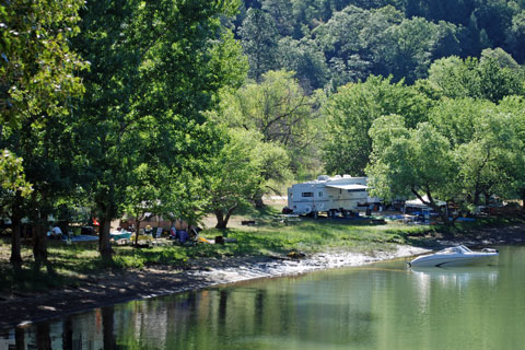 Greenhorn Campground, Rollins Lake, CA