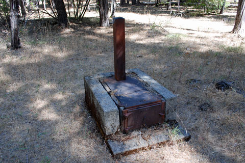 Klamath Oven found at Preacher Meadow Campground near Trinity Lake