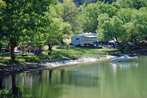 Greenhorn Campground, Rollins Lake, Central California campgrounds