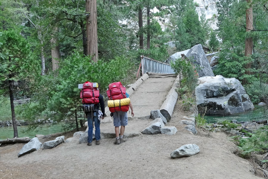 Two backpackers, King Canyon National Park, Caifornia